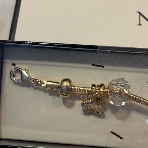 NIB Napier Gold Beaded Bracelet - Picture 2 of 4